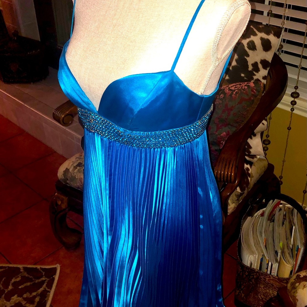 New Price Drop!!! Jovani Cocktail Dress (30% discounted -will not accept lower)